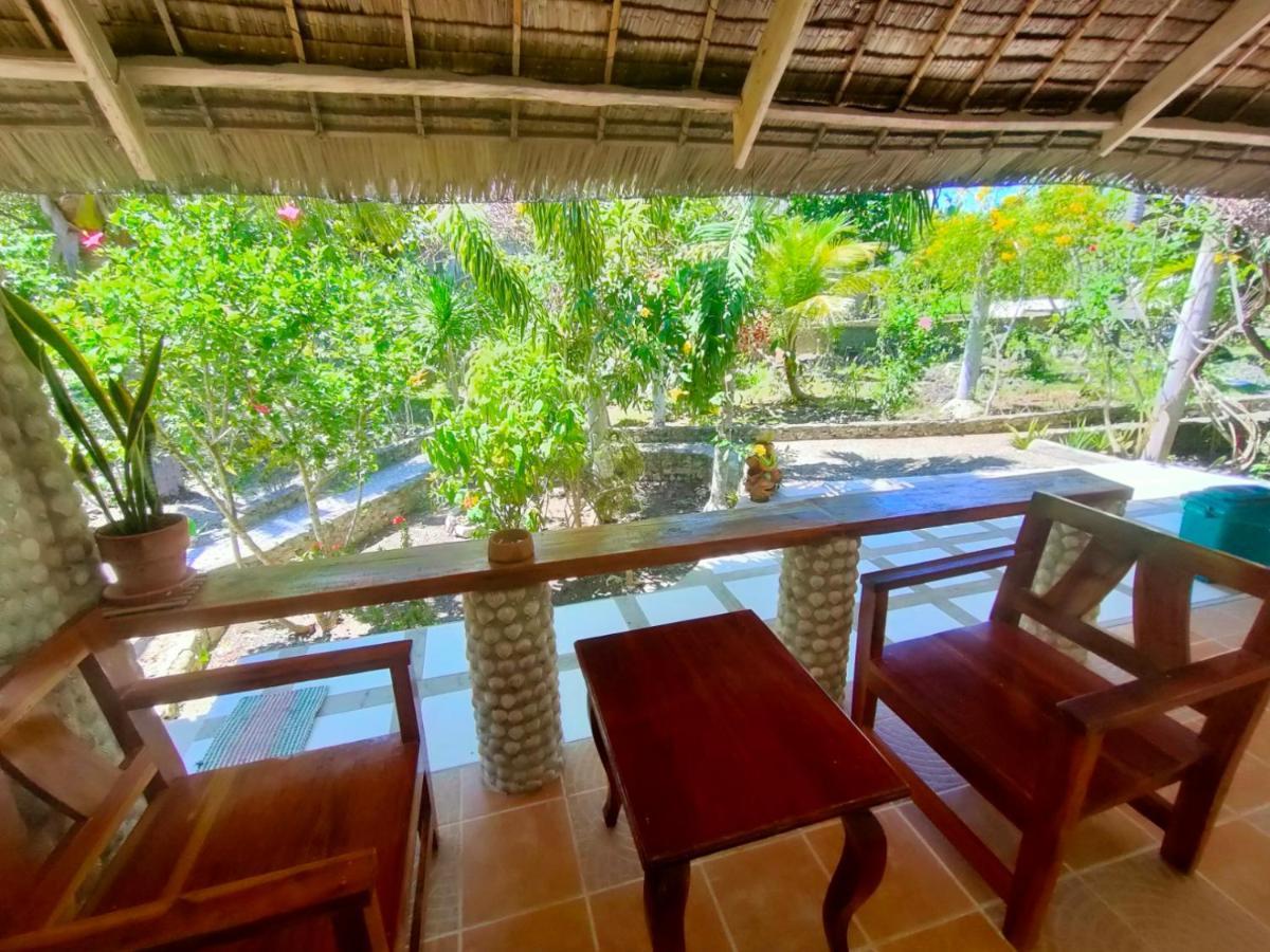 Moalboal T Breeze Coastal Resort Exterior photo
